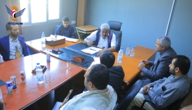 Erörterung des Mechanismus der Kreditvergabe an kleine Fischer in Hodeidah