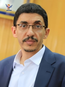 وزير التربية والتعليم يهنئ قائد الثورة والرئيس المشاط بعيد الأضحى المبارك
