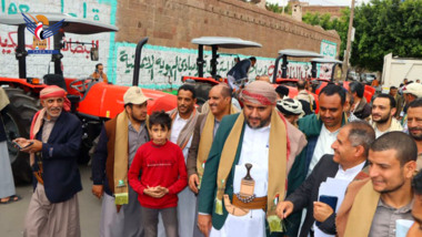 تدشين توزيع حراثات ودراسات وصرابات بمحافظة صنعاء