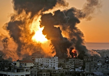 Martyrium von 6 Palästinenser, darunter eine Frau, durch feindliches Feuer  in Khan Yunis