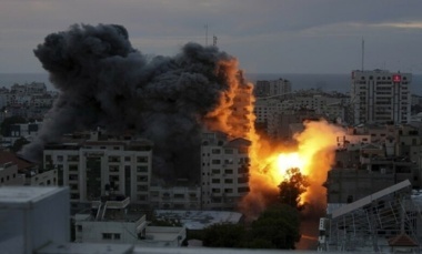 Al-Qassam says three Zionist prisoners killed in enemy bombing on Gaza