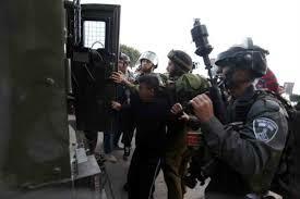  العدو الصهيوني يعتقل طفلا فلسطينيا في أريحا 