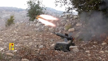 حزب الله يهاجم خمسة مواقع للعدو الصهيوني من جنوب لبنان