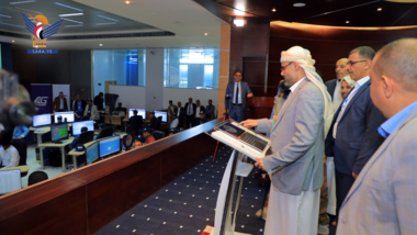 Präsident Al-Mashat startet den „YEMEN 4G“-Dienst