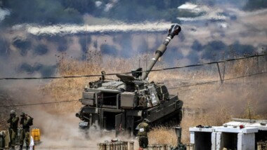 Zionistische feindliche Artillerie bombardiert Städte im Südlibanon