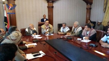 Meeting held to enhance services, public aesthetics in Sana'a