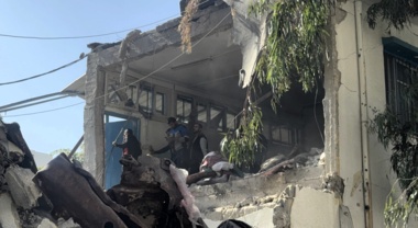 Tres palestinos mártires en el bombardeo israelí de Khan Yunis y Gaza. 