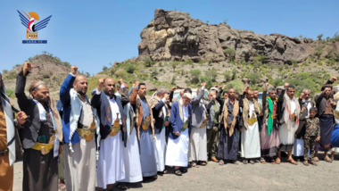 قيادات من محافظة إب يزورون المرابطين في الفاخر بالضالع