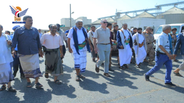 Qohaym, das Umschichtungsteam und die Mission der Vereinten Nationen besuchen den Hafen von Salif