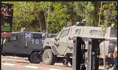 Los enfrentamientos estallaron durante el asalto del enemigo sionista a las afueras del campamento de Jenin para arrestar a un combatiente de la resistencia.