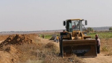 Enemy bulldozers demolish house of Palestinian martyr in Shuweika suburb, north of Tulkarm