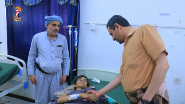La Revisión de las condiciones de los heridos de la masacre del puerto de Ras Issa en el Hospital Al-Thawra en Hodeidah.