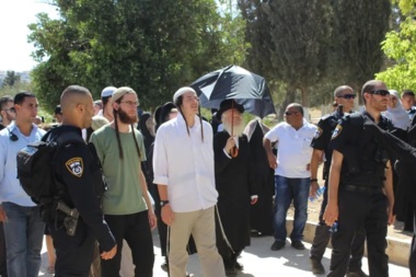 Warnings against Jewish calls to storm Aqsa Mosque