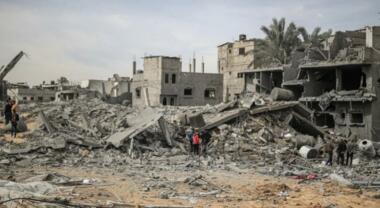Five martyrs in bombing of Zionist enemy on Gaza City