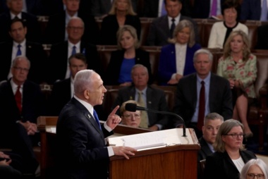 American Senator: It would have been better for Netanyahu to spend his time concluding deal to return kidnapped