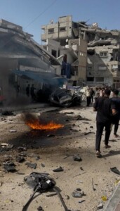 شهداء بقصف العدو الصهيوني منزل وسيارة في حيي الزيتون والأمل بغزة