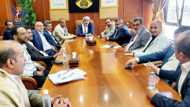 وزير النفط يتفقد مستوى الانضباط الوظيفي في عدد من الوحدات التابعة للوزارة