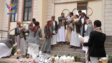 Sports supplies distributed to Amran clubs; two football leagues announced