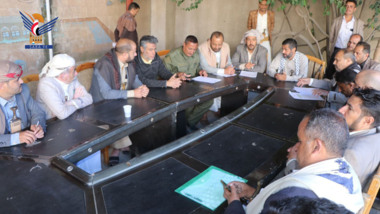 Discussing food stability in Dhamar