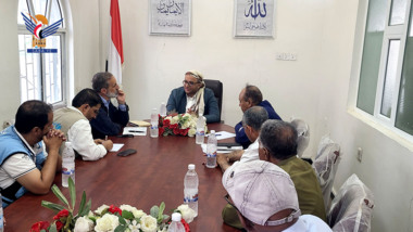 المساوى يناقش مع المنسق المقيم للأمم المتحدة باليمن احتياجات المحافظة