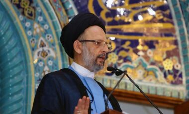  السيد فضل الله يشيد بمواقف الشعب اليمني ومقاومته تجاه الشعب الفلسطيني 