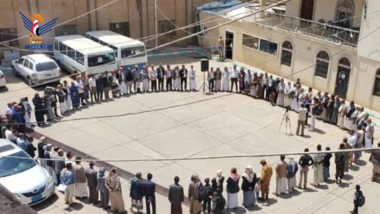 Ministry of Civil Service employees organized vigil as mandate to Revolution leader, blessing for security achievement
