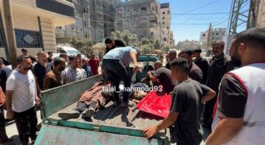 12 martyrs in new Zionist massacre in central Gaza Strip 