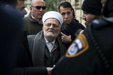 Sheikh Sabri: Indictment not affects my position defending Al-Aqsa