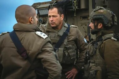 Knesset approves extended regular service in army