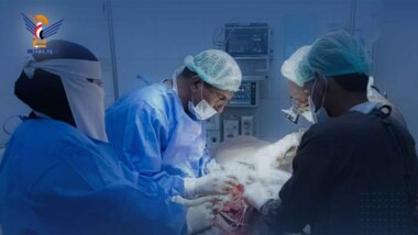 Erfolgreicher chirurgischer Eingriff in Blutgefäße bei zwei Patienten im Al-Thawra-Krankenhaus in Hodeidah