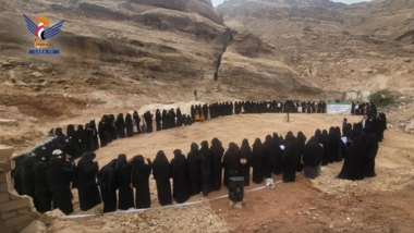 أمانة العاصمة .. وقفة لحرائر بني الحارث تنديداً باستهداف المدنيين  