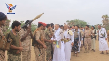 عدد من أعضاء مجلس الشورى يزورون المرابطين في جبهة الدريهمي والساحل الغربي