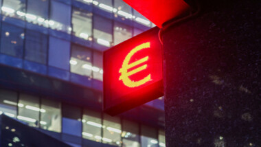 German researcher: Corporate bankruptcies reach levels similar to 2009 crisis
