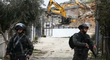 العدو الصهيوني يستولي على 1398 دونماً من أراضي الفلسطينيين بالقدس 