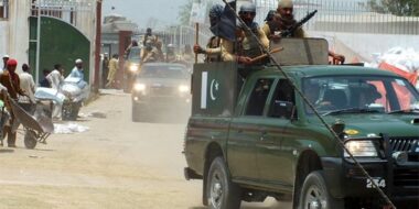 Tres militantes murieron y siete fueron arrestados en dos ataques separados en Pakistán.