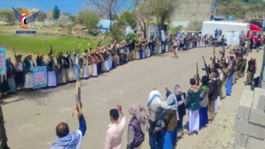 ذمار.. وقفة قبلية في مديرية جبل الشرق دعما لغزة  