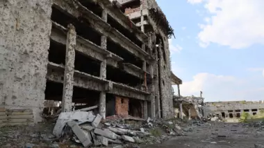Ukrainian forces target Donetsk 23 times in 24 hours, injuring civilian