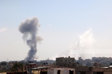 Five martyrs in by Zionist bombing in Gaza & Rafah cities