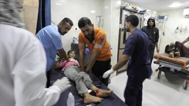 Der zionistische Feind bietet Schutz für Hilfsdiebe und tötet 728 Hilfskräfte