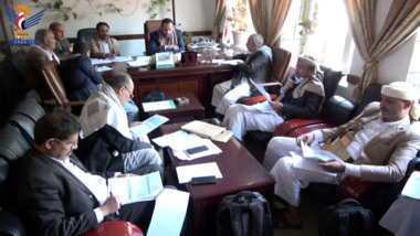 Discussion sur le travail effectué par l'unité exécutive des initiatives agricoles dans le gouvernorat de Sanaa
