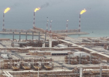 واشنطن: إيران تمتلك ثاني أكبر احتياطيات الغاز وثالث احتياطيات النفط في العالم