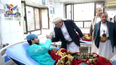 زيارة عيدية للجرحى والمرضى والأجهزة الأمنية في إب