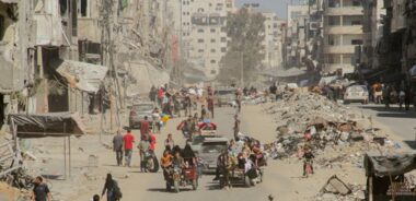 العدو الإسرائيلي ينذر عشرات آلاف الفلسطينيين للإخلاء من شمال قطاع غزة