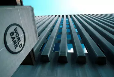 البنك الدولي يحذر من خفض النمو العالمي لعام 2025 بنسبة 0.5 نقطة مئوية إضافية