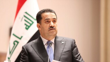 رئيس حكومة العراق يعلن عزمه العمل على إعادة سعر صرف الدولار إلى مستواه الرسمي