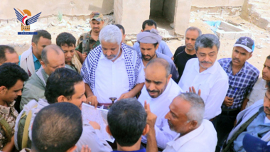 Hodeida Governor reviews needs service  in Al-Hawk District