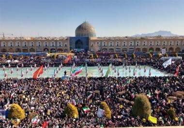 انطلاق مسيرات إحياء الذكرى الـ44 لانتصار الثورة الإسلامية في إيران