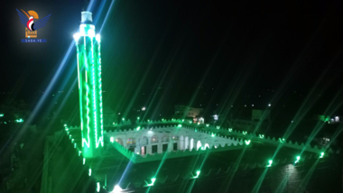 تواصل أعمال تزيين المساجد في محافظة تعز