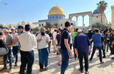  حاخامات صهاينة يدعون لاقتحام المسجد الأقصى الاثنين