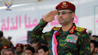 Wichtige Rede von Präsident Al-Mashat, während er ein Treffen der Militär- und Sicherheitsführer leitete um 20:00 Uhr  